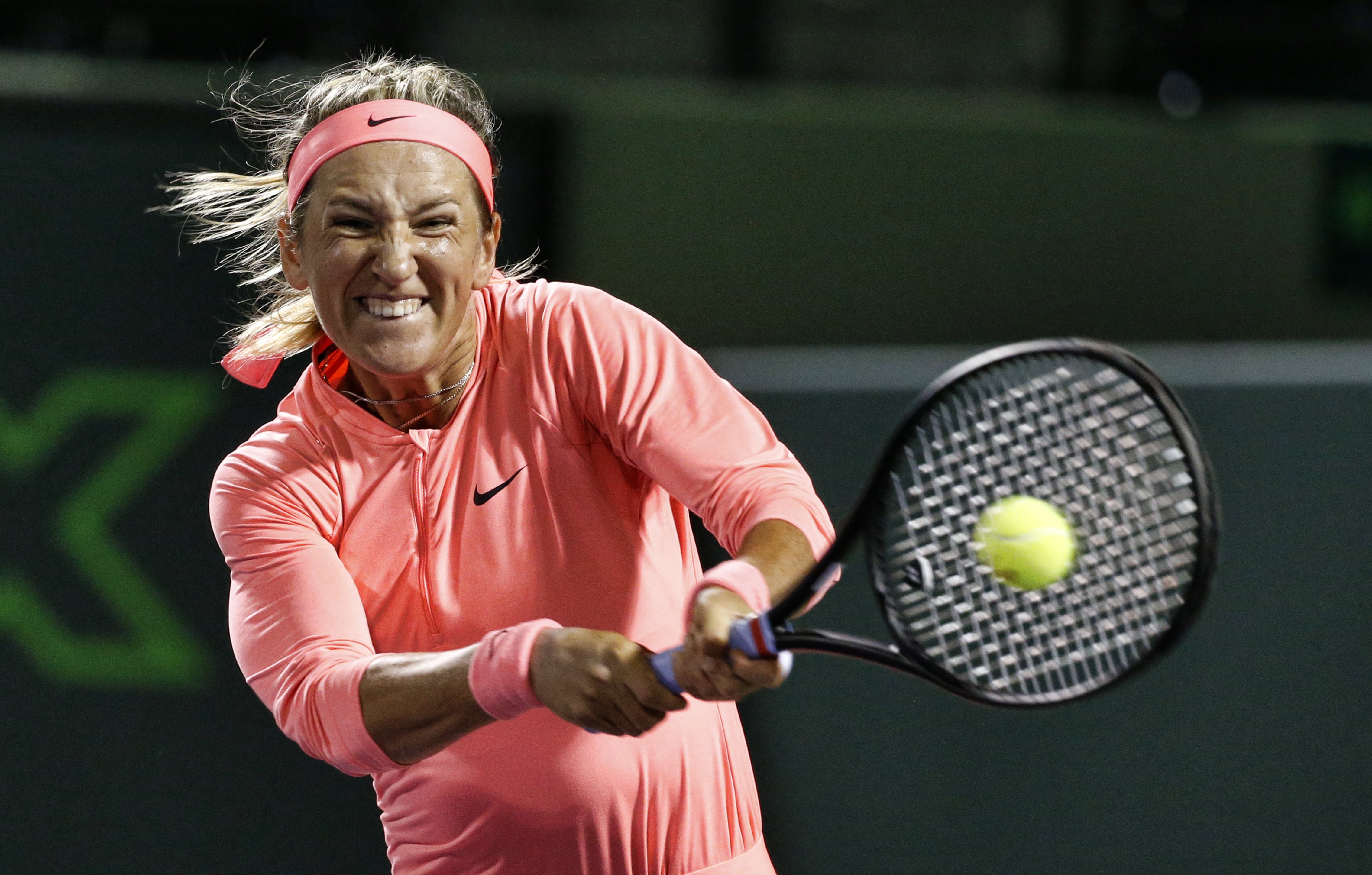 阿扎伦卡连续五场比赛得分超过赛况扑朔迷离，瑞士队挑战极限！的简单介绍