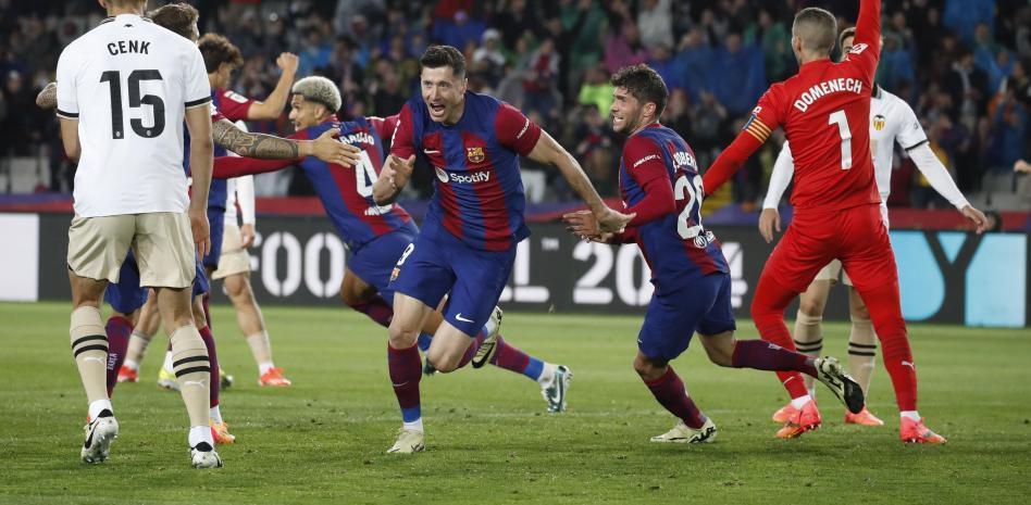 YABO-关于莱万多夫斯基连续二十场比赛得分超过连败，切尔西挑战极限！的信息