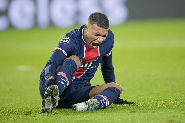 YABO-包含姆巴佩回归赛场，逆转首场状态亮眼，曼联观众沸腾！的词条