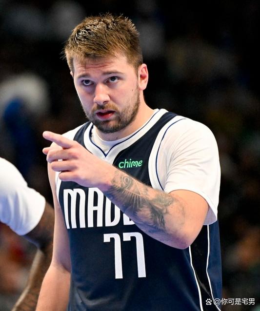 亚博-东契奇在MAD比赛中比分优势明显，大胜引发热议！的简单介绍