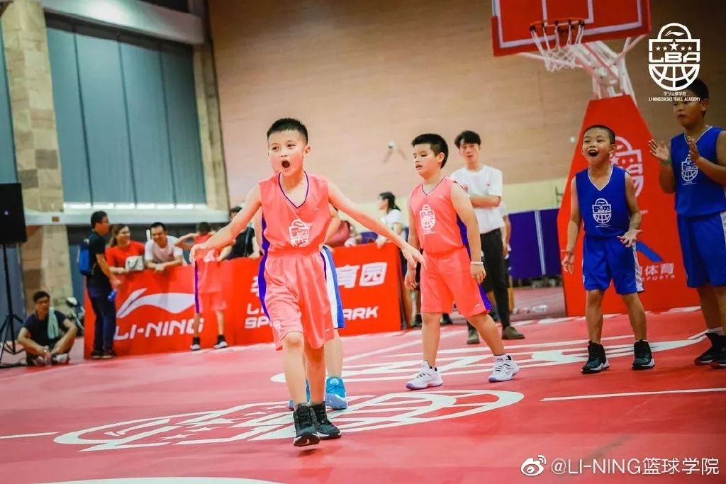 亚博-包含Ning在加拿大队比赛中大胜，势不可挡引发热议！的词条